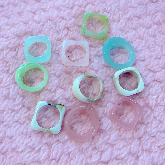 New 10pc Stylish Pastel Fashion Rings Jewelry Bundle, Stackable Rings - Picture 6 of 15